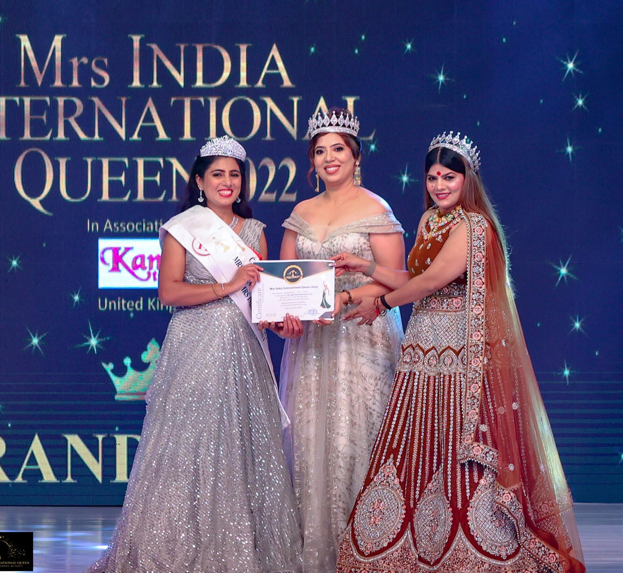 CROWNING MOMENTS - Mrs India International Queen