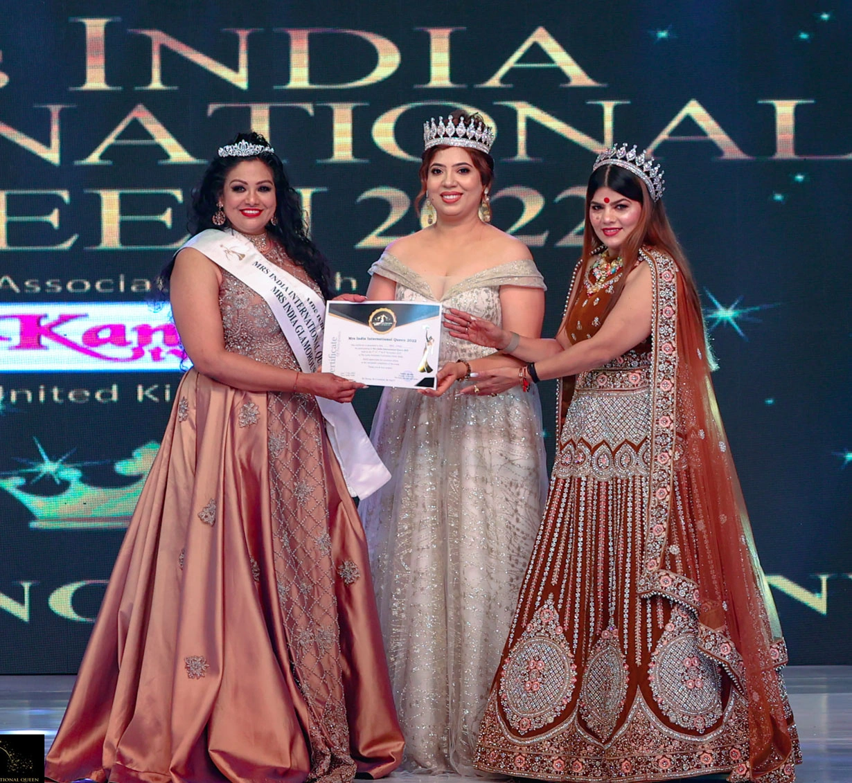 CROWNING MOMENTS - Mrs India International Queen