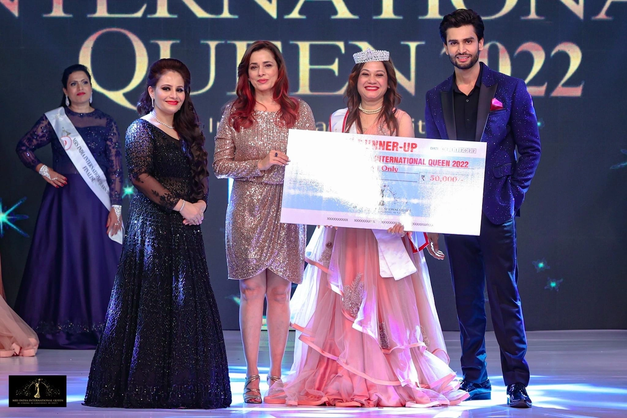 WINNING MOMENTS - Mrs India International Queen