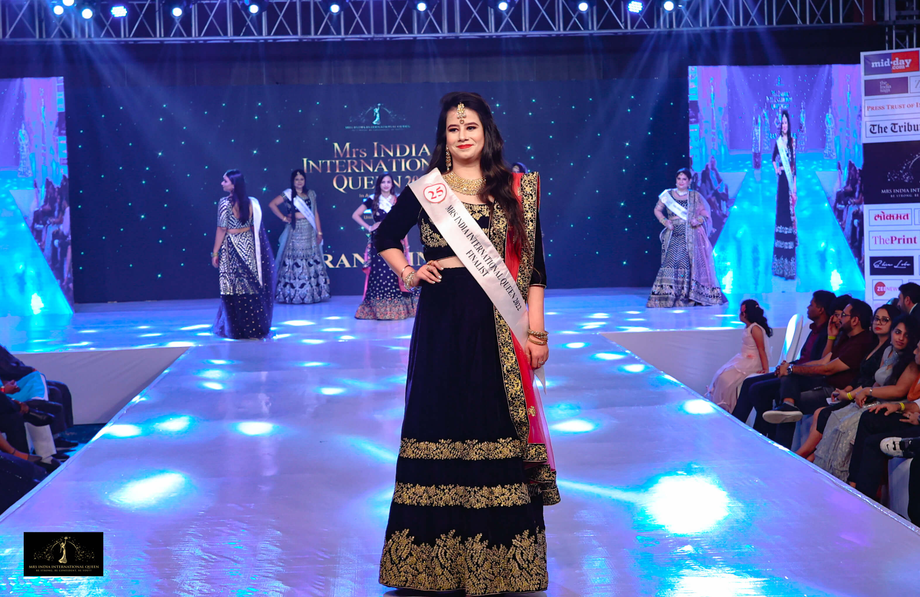 Traditional Wear 2022 - Mrs India International Queen